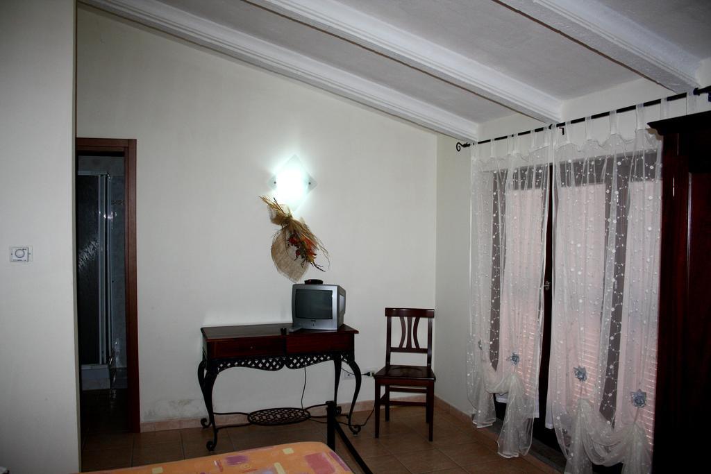 Agriturismo Santa Maria Marta Δωμάτιο φωτογραφία